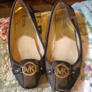 Michael Kors Flats